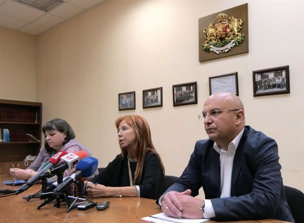 Разкрита е престъпна група, набирала жени за сексуални услуги