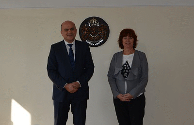 Министър Петков обсъди възможностите за развитие на приемната грижа със “SOS Детски селища България“