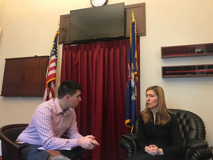 Министър Ангелкова разговаря за възможностите за разширяване на двустранните отношения с Доминик Рестуция, представител на американския Сенат