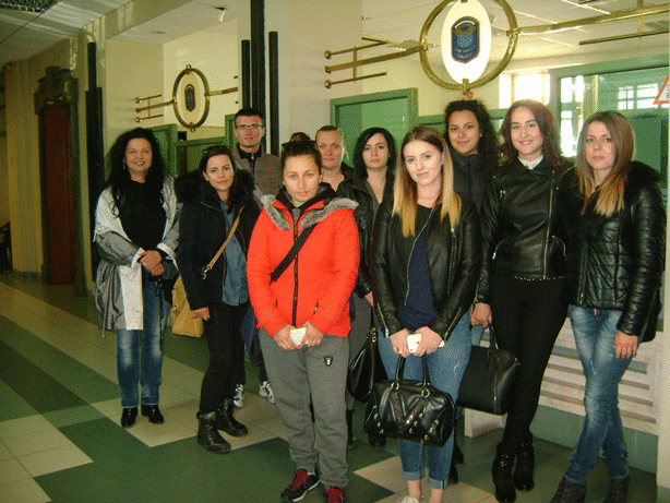 Студенти по право посетиха Митница Бургас