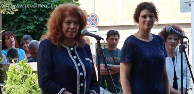 Вицепрезидентът Йотова беше гост на празника на Павликени