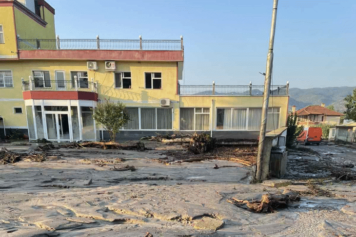 Започна Изплащането На Помощите След Наводненията В Струмяни, Пещера И Батак