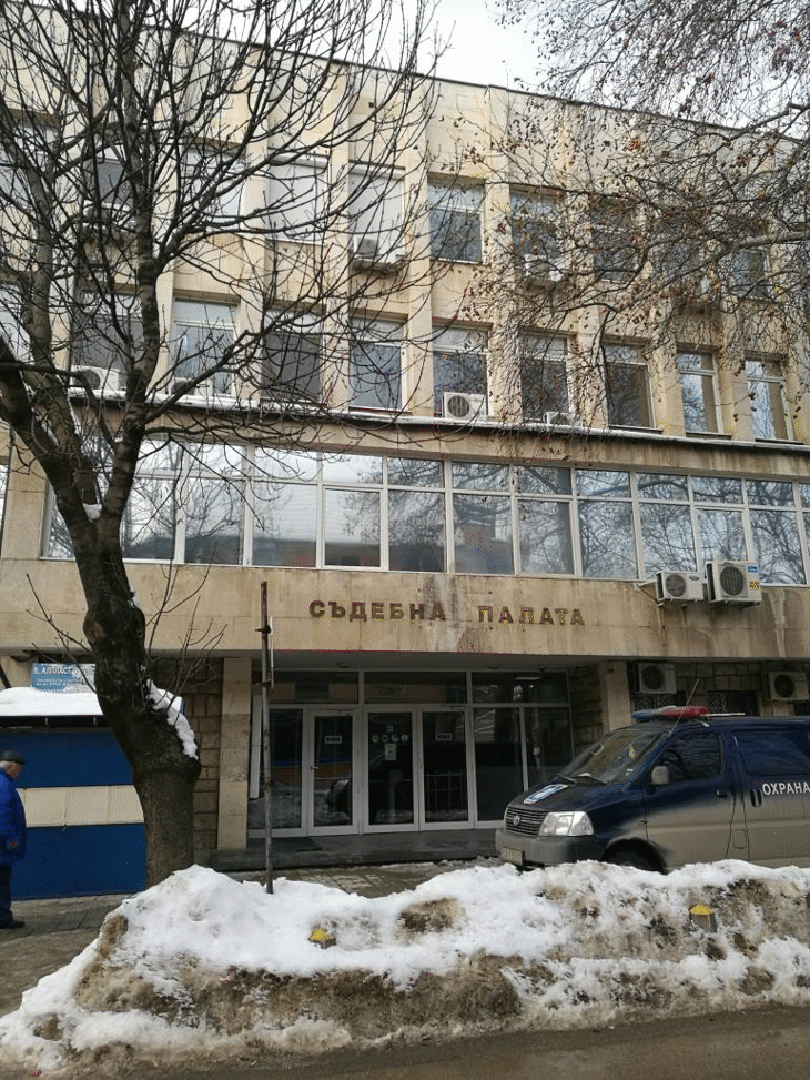 Започва съдебен процес срещу обвиняем за опит за убийство пред дискотека в Монтана