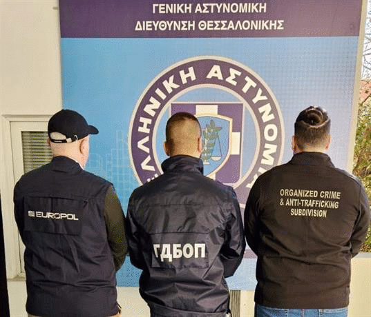 Гърция осъди 14 българи по разследване на ГДБОП за трафик на мигранти на близо по 140 г. затвор за всеки и милиони евро глоби