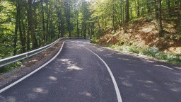 Ремонтирани са близо 27 км от път II-53 Поликраище - Елена - Сливен