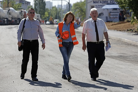 Фандъкова: "Три паркинга и нови улици изграждаме заедно с метрото в кв. “Овча купел“