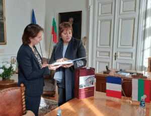 Н.Пр. Мари Дюмулен на посещение в БАН по повод 60 години научно сътрудничество със CNRS