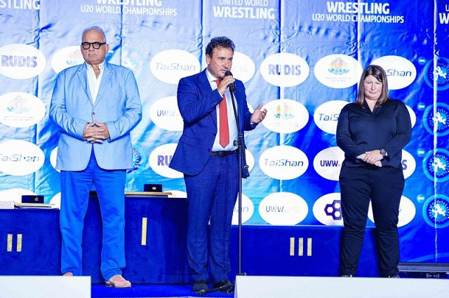 Зам.-министър Георгиев откри световното първенство по борба за юноши и девойки до 20 г. в Самоков