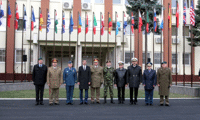 МО