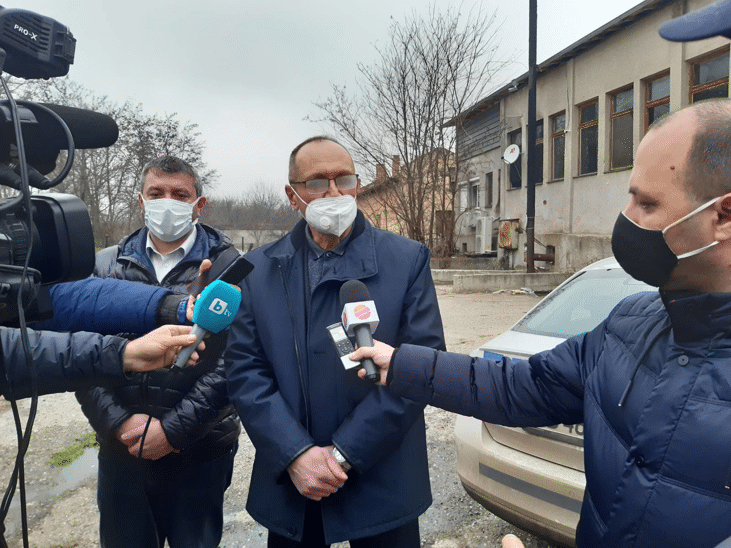 Нарколаборатория за отглеждане на 1200 растения марихуана е разкрита при полицейска акция на служители на ОД на МВР-Пазарджик под наблюдението на Окръжна прокуратура-Пазарджик