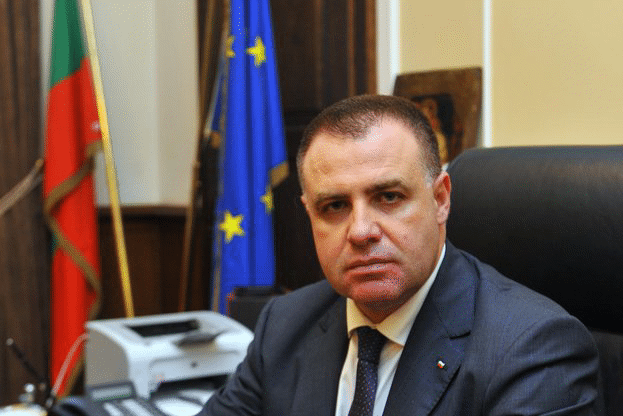 Министър Найденов призова към подобряване на диалога между зърнопроизводителите и институциите