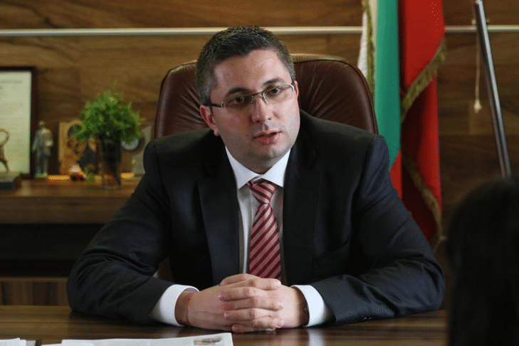 Министър Николай Нанков ще даде старт на рехабилитацията на пътя Враца – пещера Леденика