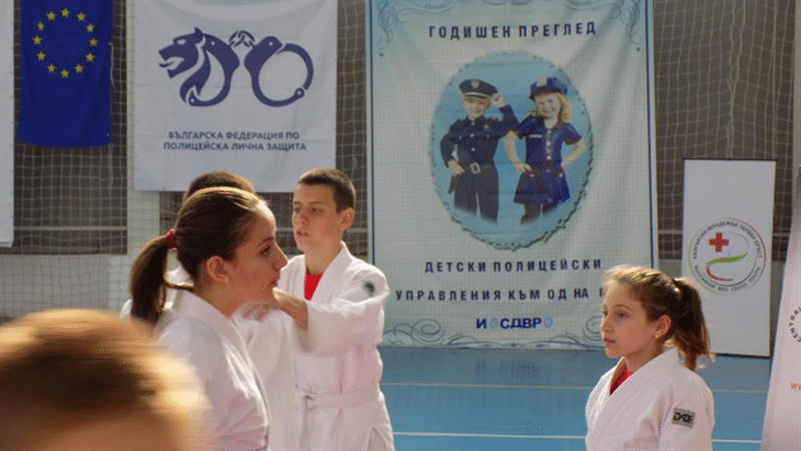 Приключи първото Национално спортно състезание на доброволците от Детско полицейско управление