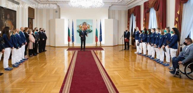 Президентът: Българските олимпийски и параолимпийски медалисти показаха какво означава български дух и воля за победа