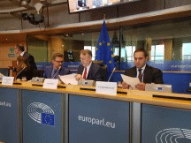 Министър Караниколов представи пред Комисията по външна търговия в Европейския парламент приоритетите в областта на общата търговска политика