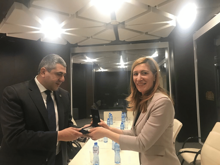 Министър Ангелкова обсъди с генералния секретар на СОТ инициативи за трансгранично сътрудничество в туризма