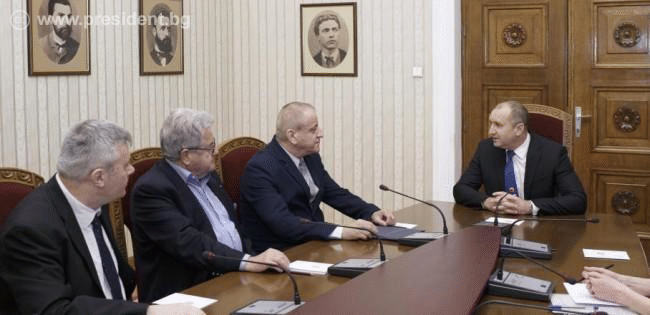 Президентът Радев ще бъде патрон на отбелязването на 105-годишнината от основаването на Съюза на българските писатели