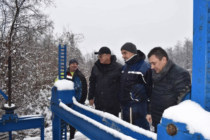 Започна контролирано изпускане на язовир Студена