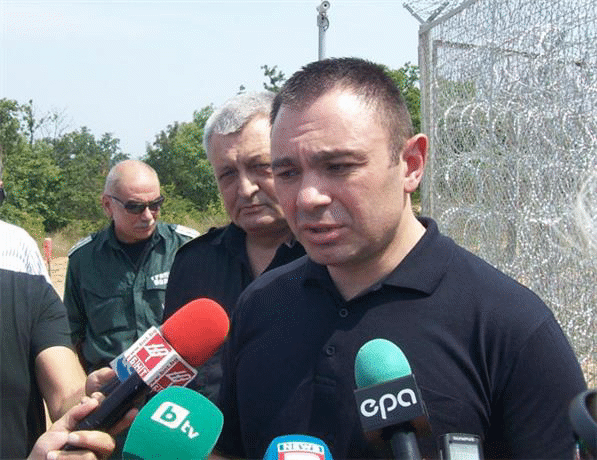 Светлозар Лазаров: Целесъобразно е инженерното съоръжение да бъде изградено по цялата ни българо-турска сухоземна граница