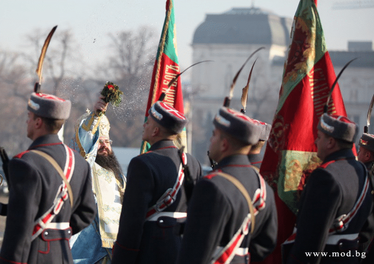 Новата учебна 2018 година беше открита във военните формирования от Българската армия с тържествени ритуали