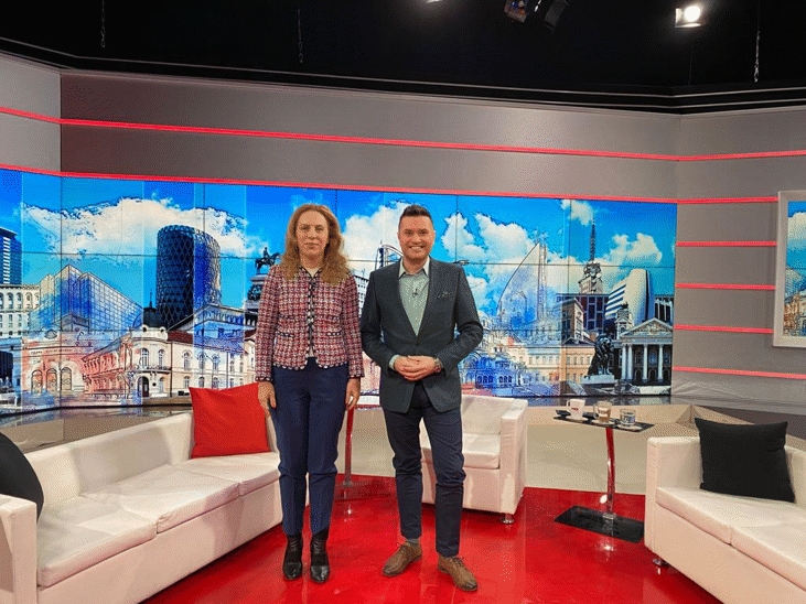 Вицепремиерът Марияна Николова пред БНТ: Осигурена е охрана на машините за гласуване, тези избори ще са специфични и сложни