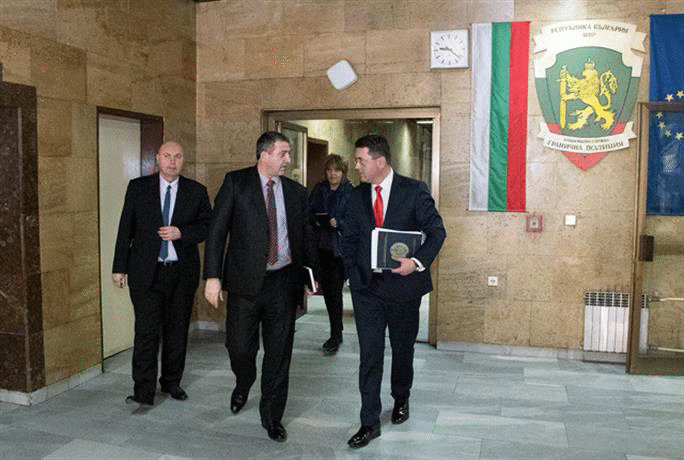 Министър Узунов проведе работни срещи с ръководния състав на ГД „Гранична полиция“ и ГД „Пожарна безопасност и защита на населението“