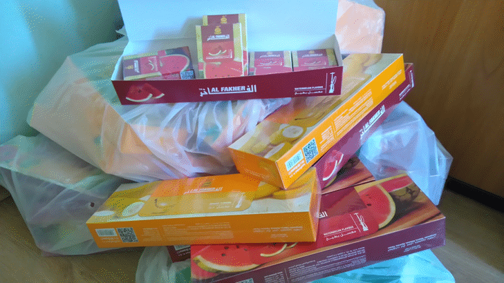 Митническите служители на МП Лесово откриха контрабанден тютюн за наргиле, укрит в хладилник