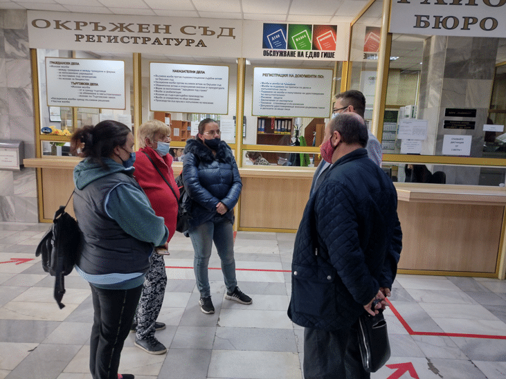 Прокурори от  Окръжна прокуратура-Велико Търново и Районна прокуратура–Велико Търново се срещнаха с родители от гр. Сухиндол