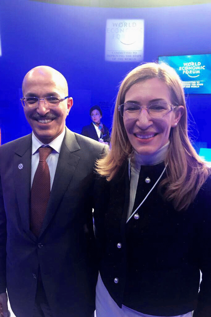 Министър Ангелкова се срещна в Давос с министъра на финансите на Саудитска Арабия Мохамед Ал Джадаан