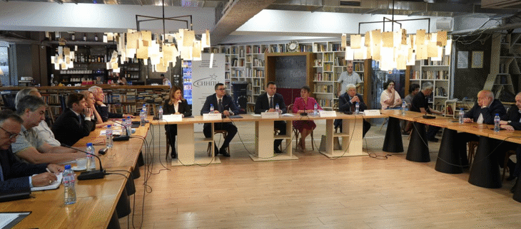 Министър Дилов: Еврозоната ще улесни достъпа на малките и средни компании до европейските пазари