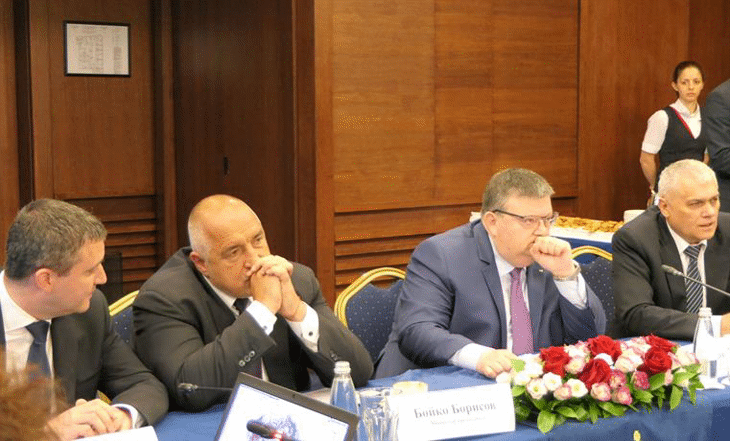 6.6% е делът на потребление на незаконни цигари през 4-то тримесечие на 2017 г.