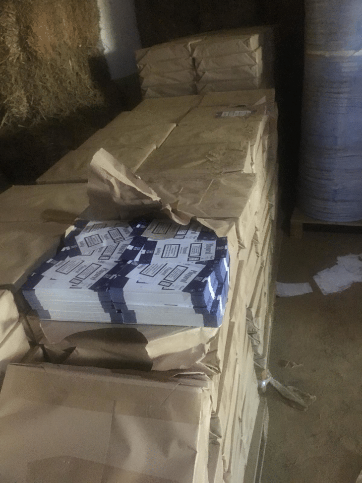 Под ръководството на Специализирана прокуратура бяха извършени действия по разследване на престъпна група за незаконно производство на цигари и тютюн в с. Цалапица