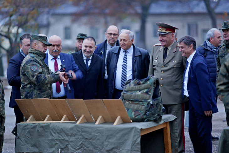 Комисията по отбрана на Народното събрание проведе изнесено заседание в 61-ва механизирана бригада в Карлово