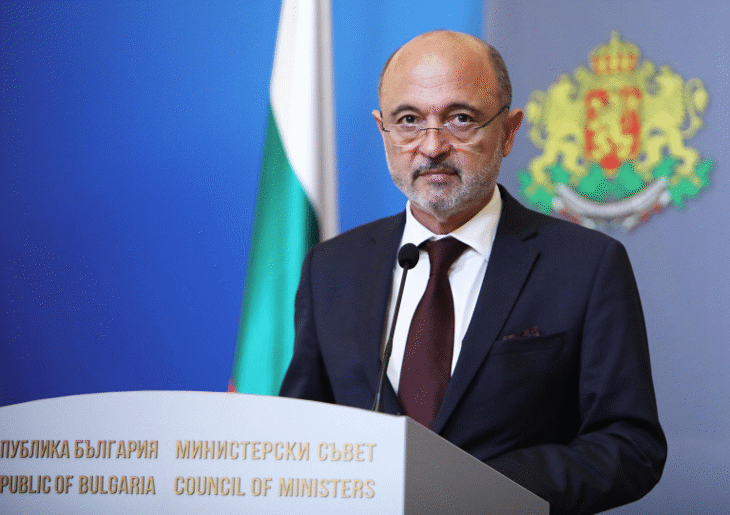 Министър Меджидиев: Създава се Център за спешна медицинска помощ по въздуха