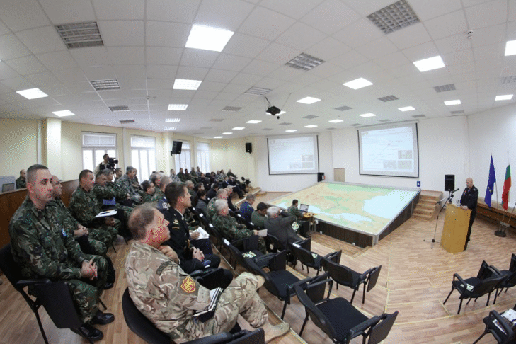 Национално  командно-щабно  учение „Есен – 2015  г.“ се провежда във военния комплекс в Чаралица