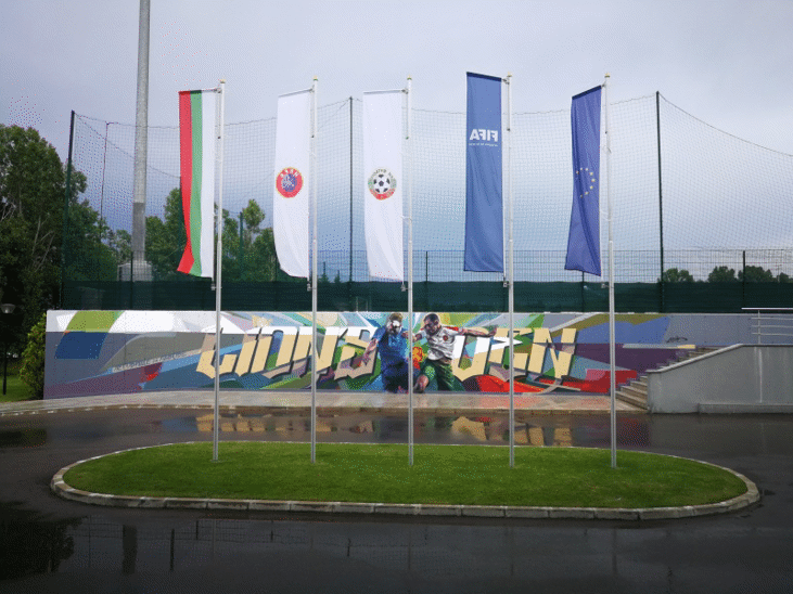 The Lions' Den comes alive at the "Boyana" National football base