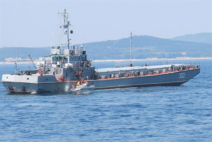 Граничните полицаи от черноморските страни „задържаха” кораб и яхта, нарушители на държавната граница