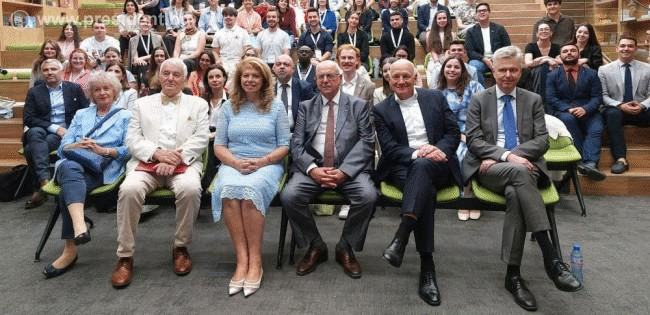 Вицепрезидентът приветства участниците в 26-ата Младежка среща Червения кръст и Червения полумесец от Европа и Централна Азия