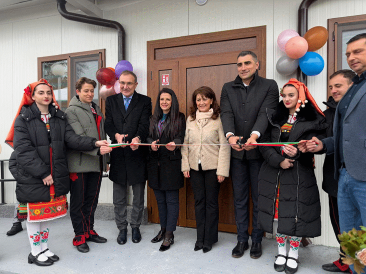 Министър Гуцанов Откри Реновирания Дом За Стари Хора В Главиница