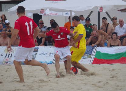 Bulgaria beach football national team outplayed Romania 5:4 in a friendly