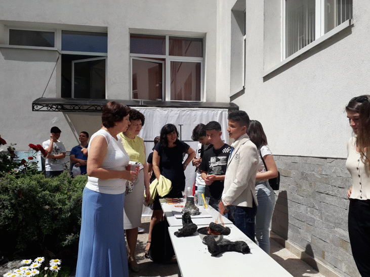 Ученици В Иновативен Stem Център Организираха Панаир На Природните Науки
