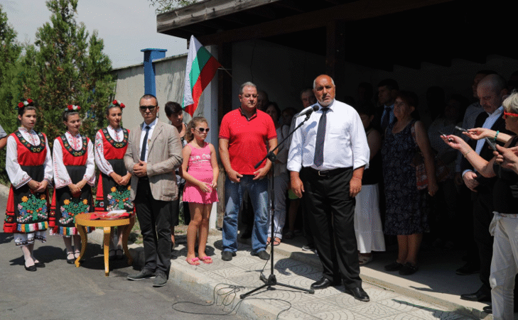 Министър-председателят Бойко Борисов откри ремонтираните участъци Старо Оряхово - Долни Чифлик и Гроздьово – Провадия