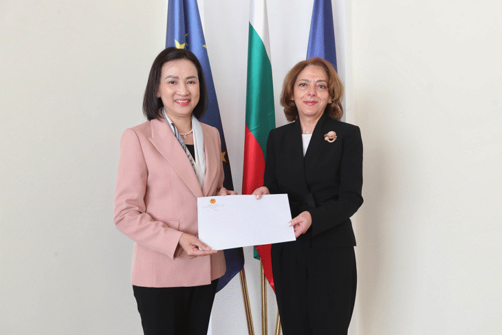 Заместник-министър Елена Шекерлетова прие копия на акредитивните писма на новоназначения извънреден и пълномощен посланик на Социалистическа република Виетнам в Република България Н.Пр. г-жа Нгуен Тхи Минх Нгует