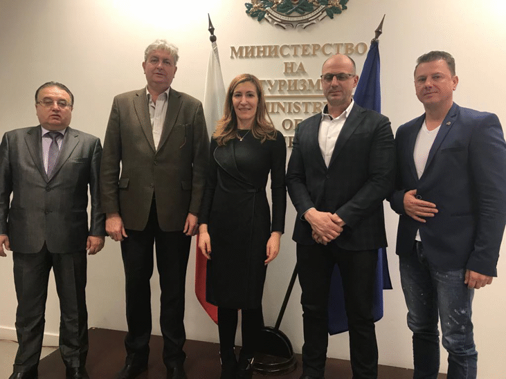 Министър Ангелкова проведе работна среща с ръководството на БХРА