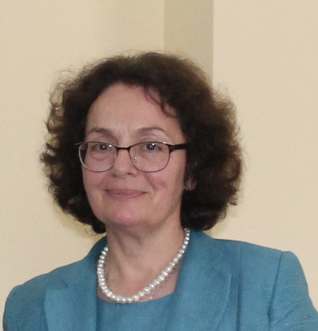 Министър Коларова Ще Посети Засегнати От Наводненията Училища