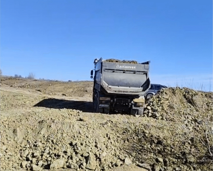 Столичният инспекторат санкционира фирма и шофьори за нерегламентирано изхвърляне на земни маси