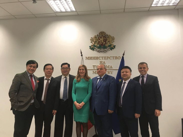 Министър Ангелкова: Планираме създаването на нов туристически информационен център в Китай