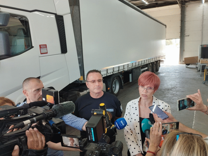 Голямо количество недекларирана валута за над 2 780 000 лева разкриха митническите служители на МП Капитан Андреево
