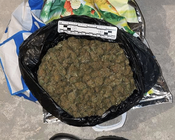 Столични полицаи задържаха 43-годишен столичанин за притежаване на наркотични вещества ​