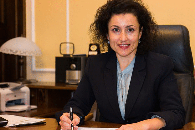 Министър Танева ще присъства на  Деня на хранително-вкусовата промишленост